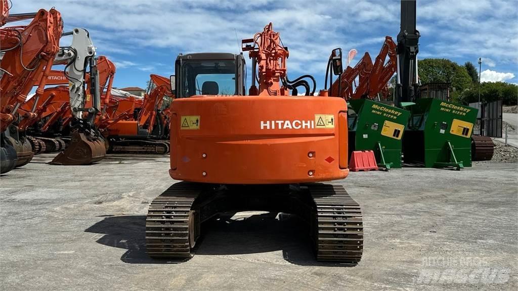 Hitachi ZX135US 中型挖掘机