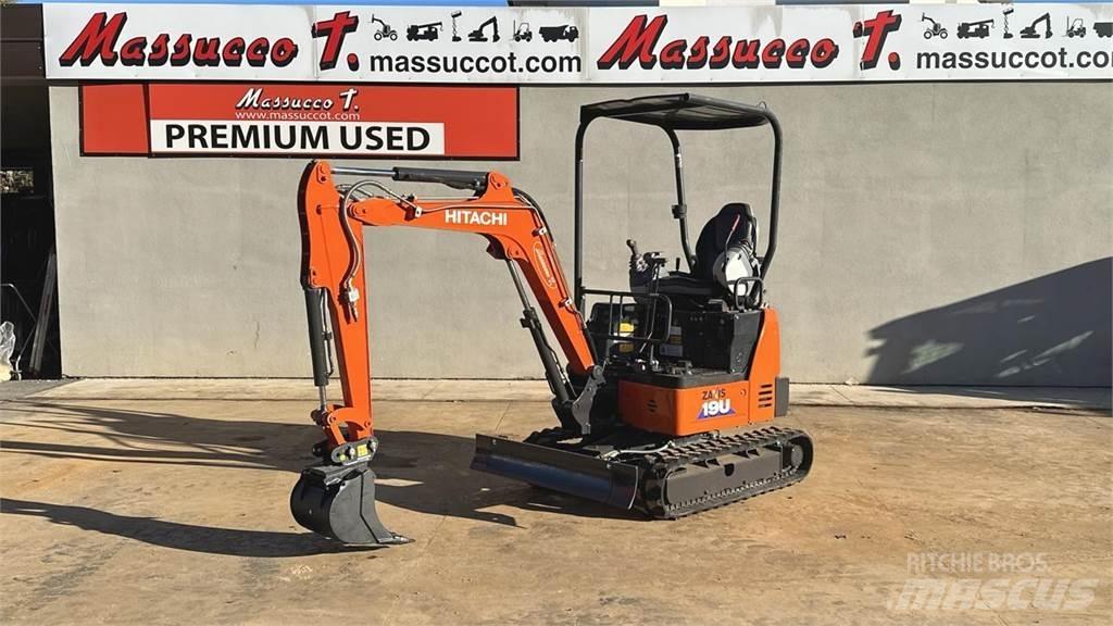 Hitachi ZX19U 5A YLR 小型挖掘机