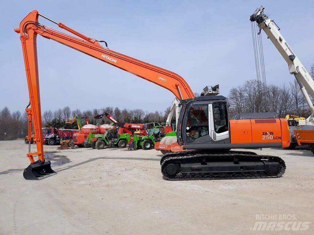 Hitachi ZX250LCN -3 SLF 履带挖掘机