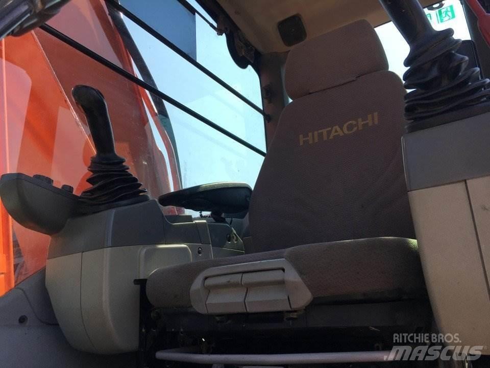 Hitachi ZX250LCN-5B 履带挖掘机