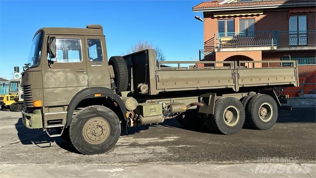 Iveco 260-35 6x4 其他货车