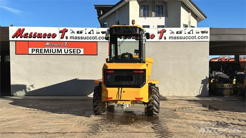 JCB 6ST-2S5 4X4 翻斗车\公路型自卸车