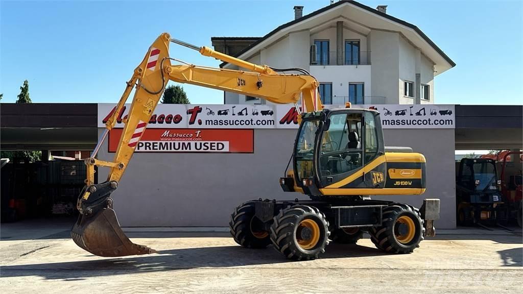 JCB JS130W 4x4 轮式挖掘机