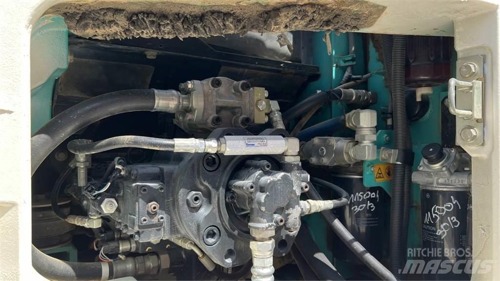 Kobelco SK260SR-3 履带挖掘机