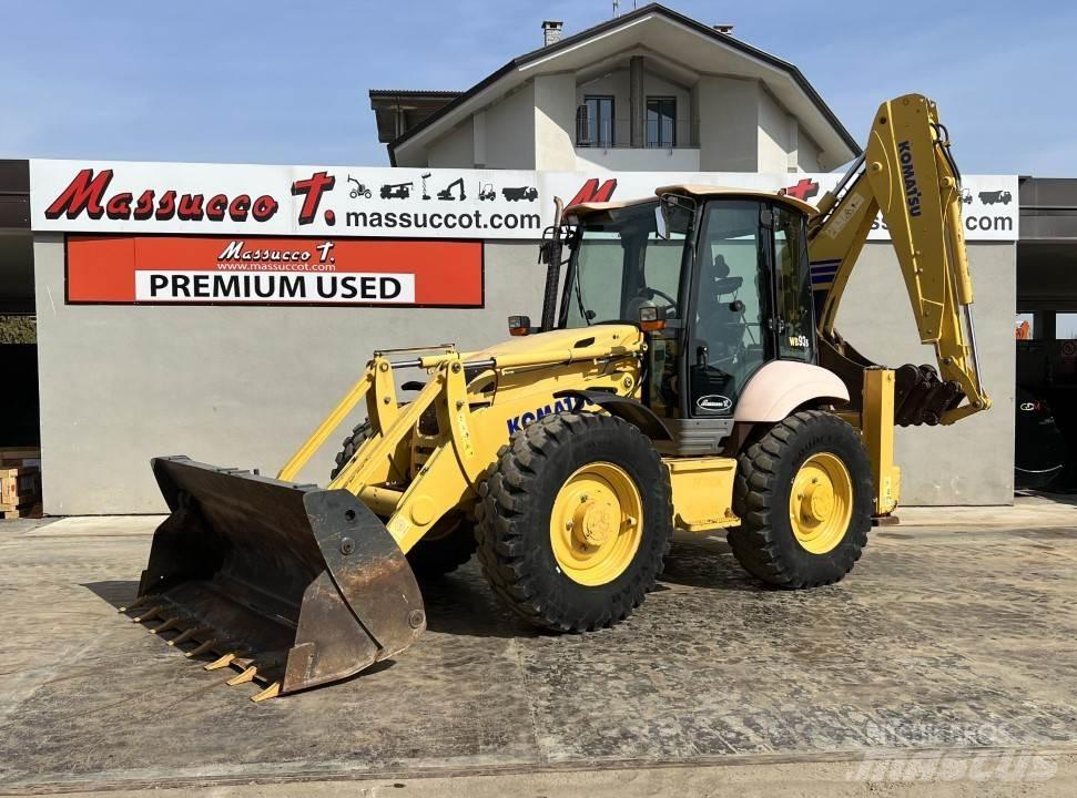 Komatsu WB93S-5E0 反铲装载机