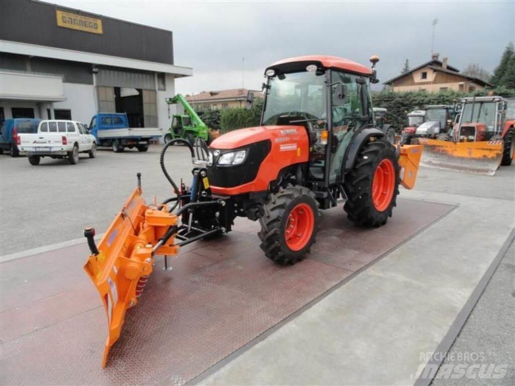 Kubota M 85.40 Narrow 推雪机