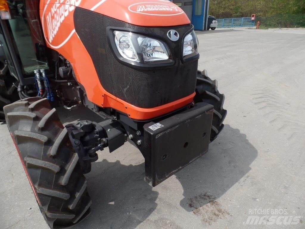 Kubota M8540N 推雪机