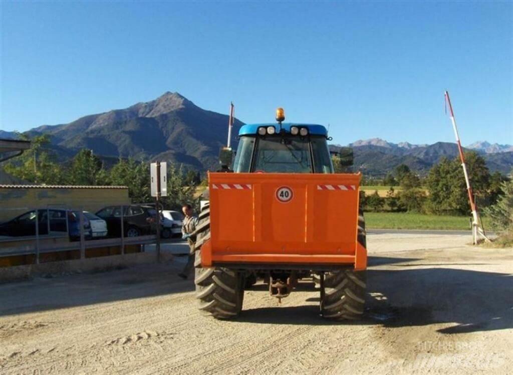 Landini LEGEND 135 推雪机