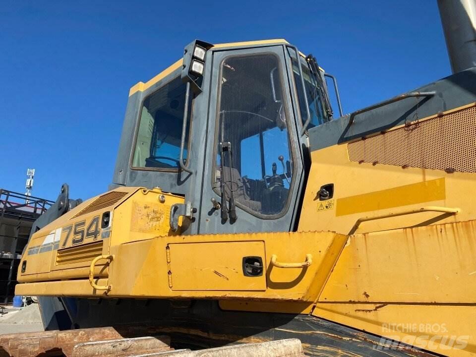 Liebherr 754 履带式推土机