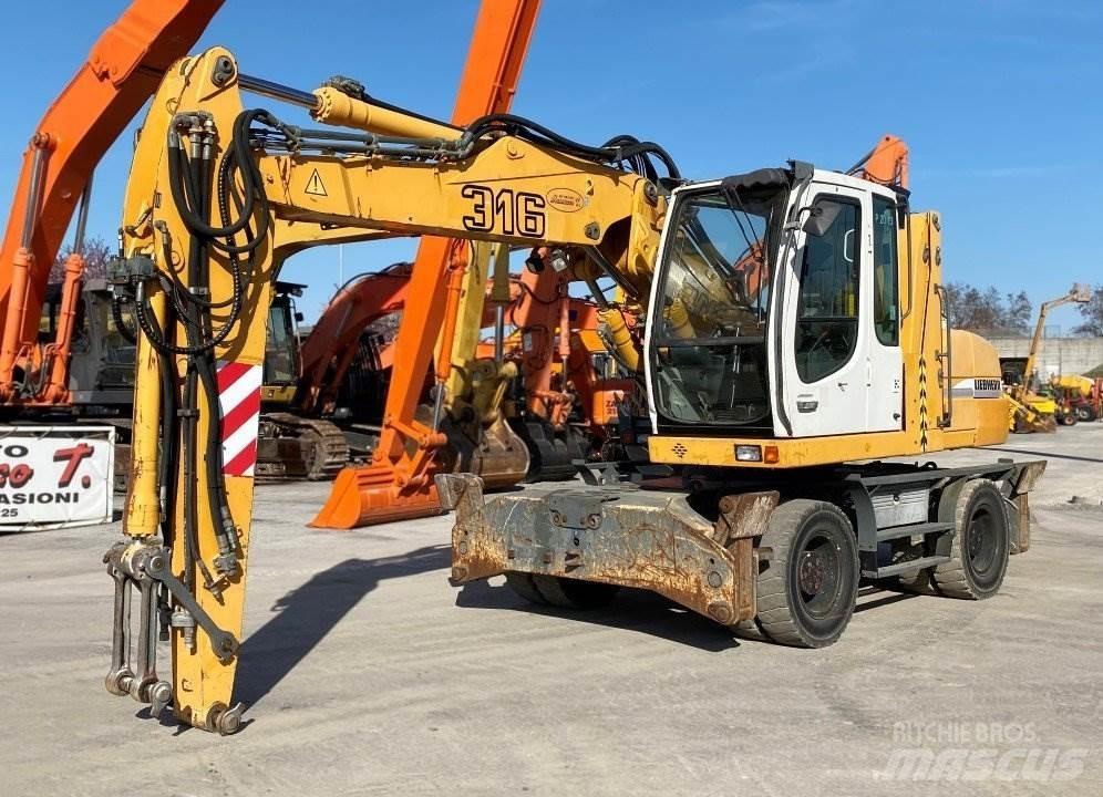 Liebherr A316 轮式挖掘机
