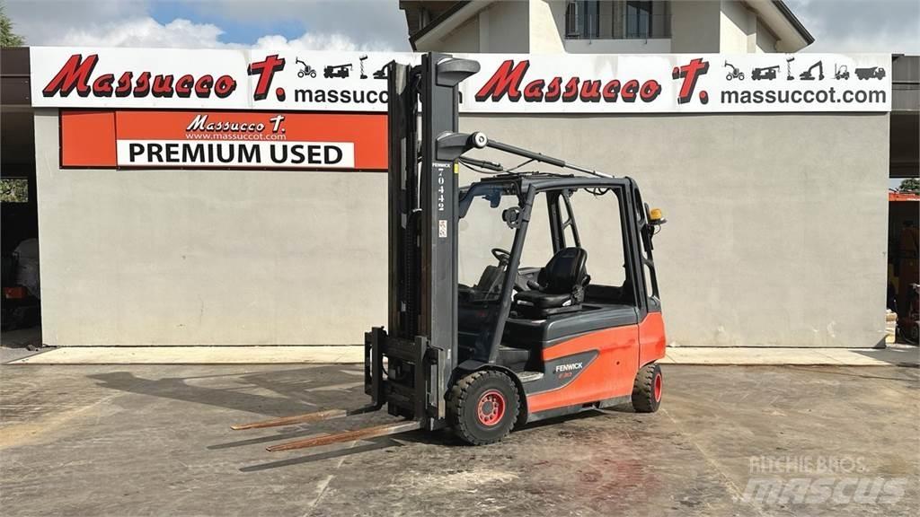 Linde E30L 电动叉车