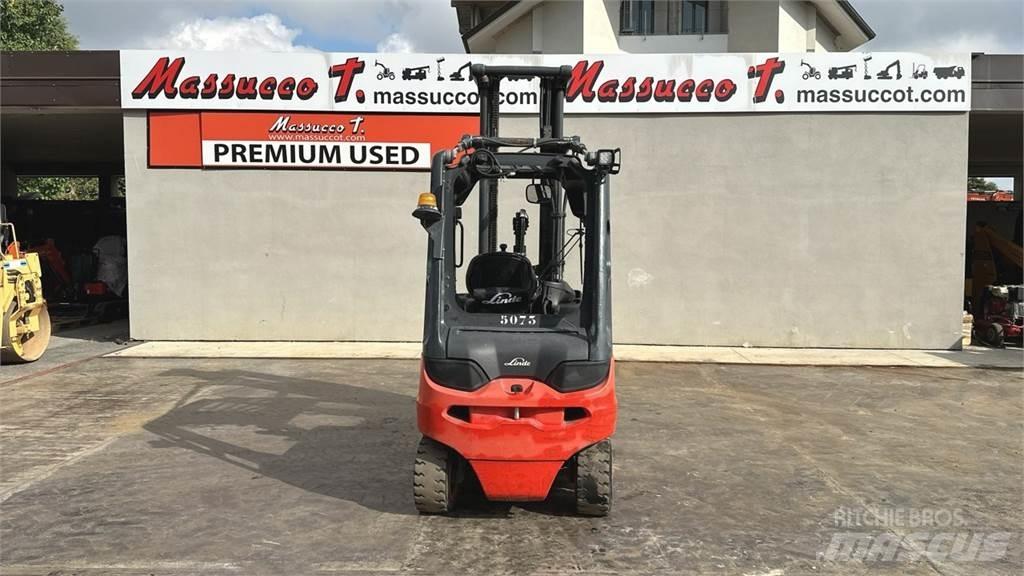 Linde E30L 电动叉车