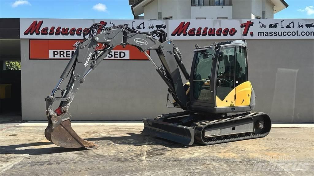 Mecalac 8MCR 中型挖掘机