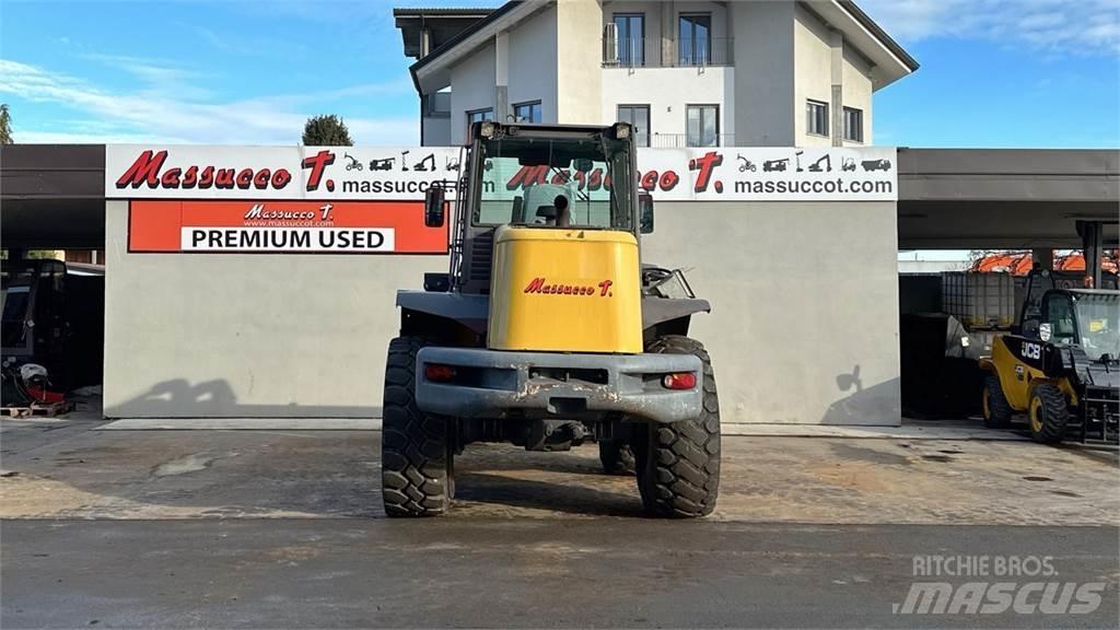 Mecalac AS210 4X4 轮式装载机