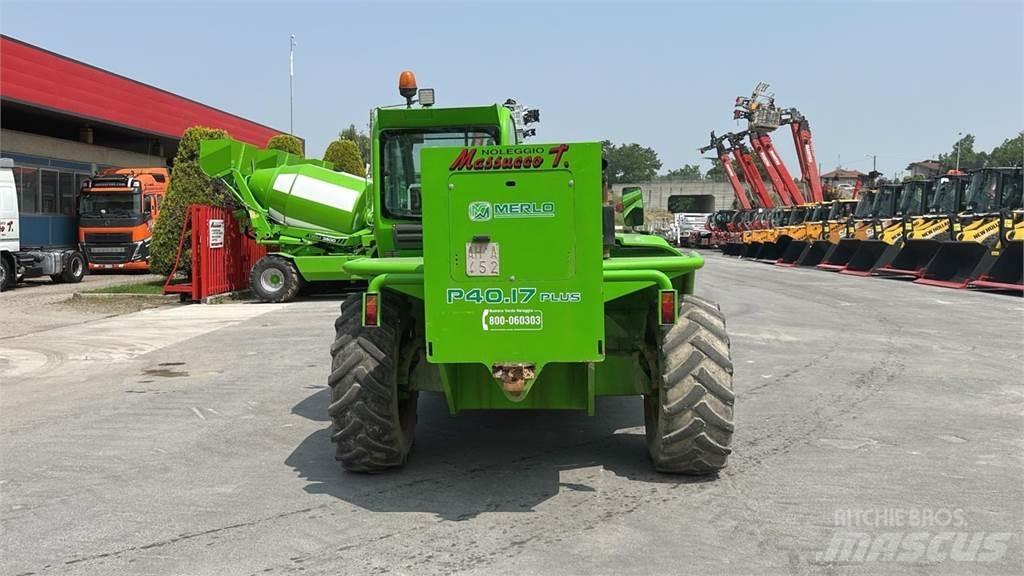 Merlo P40.17 4x4 伸缩臂叉装车|叉装车