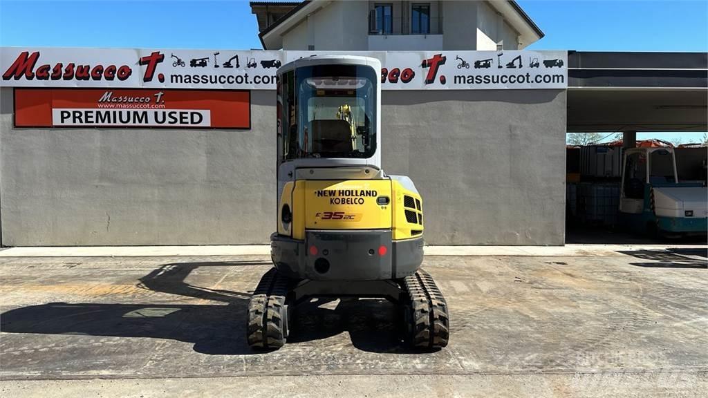 New Holland E 35.2 C 小型挖掘机