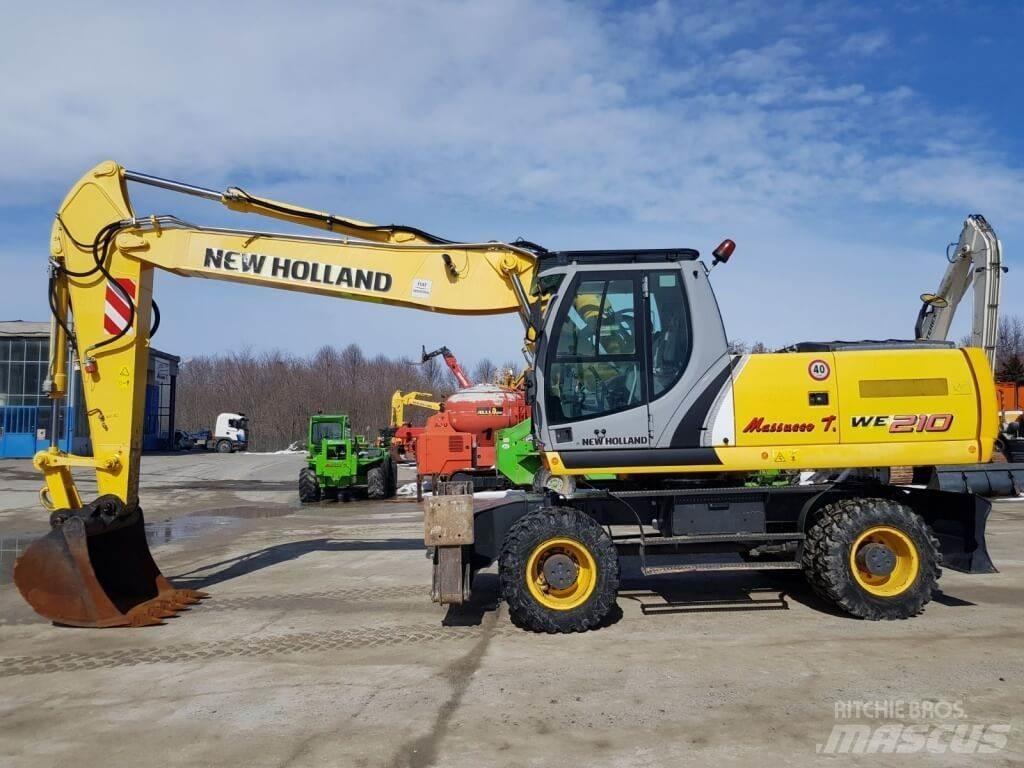 New Holland WE210 轮式挖掘机