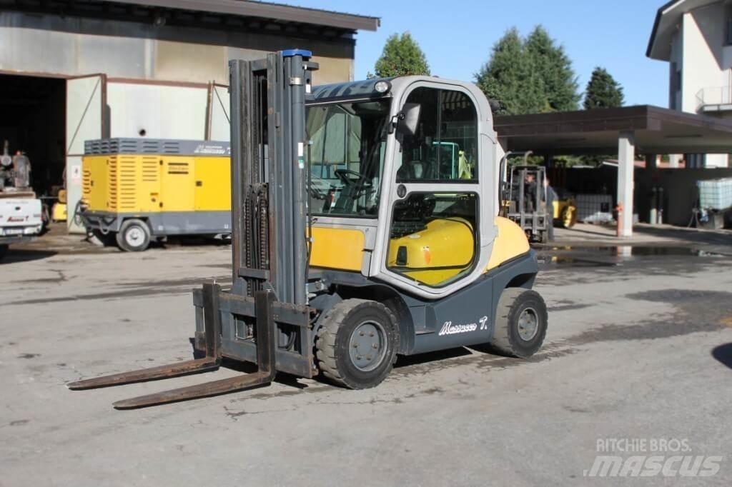 Nuova Detas SHR 40 柴油叉车