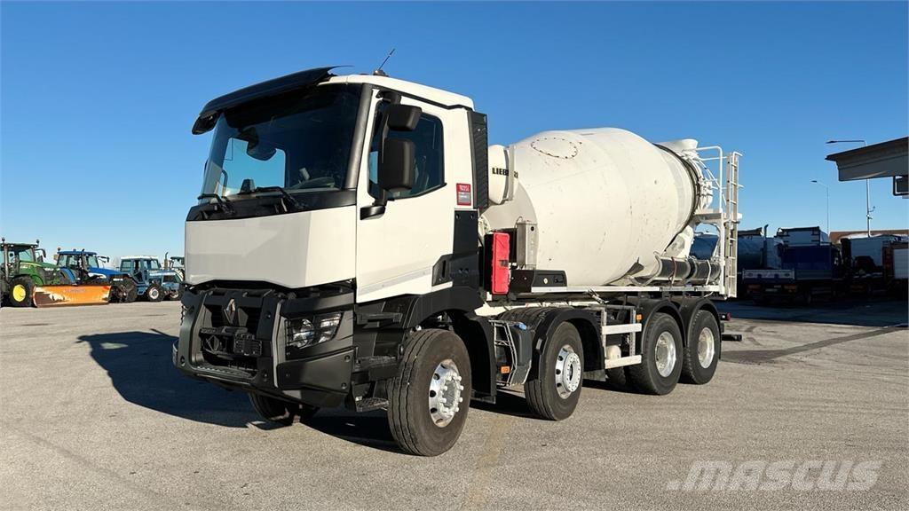 Renault C430 8x4 混凝土搅拌车