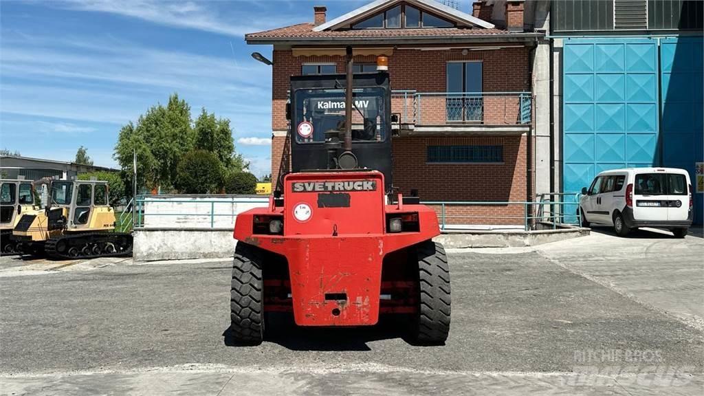 Svetruck 12-120 35 柴油叉车