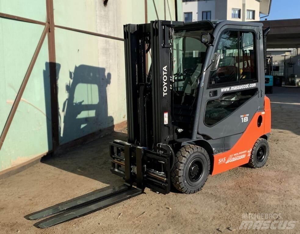Toyota 02-8FDF18 柴油叉车