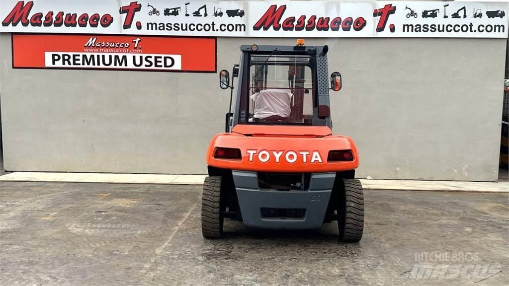 Toyota 50-5FD60 柴油叉车
