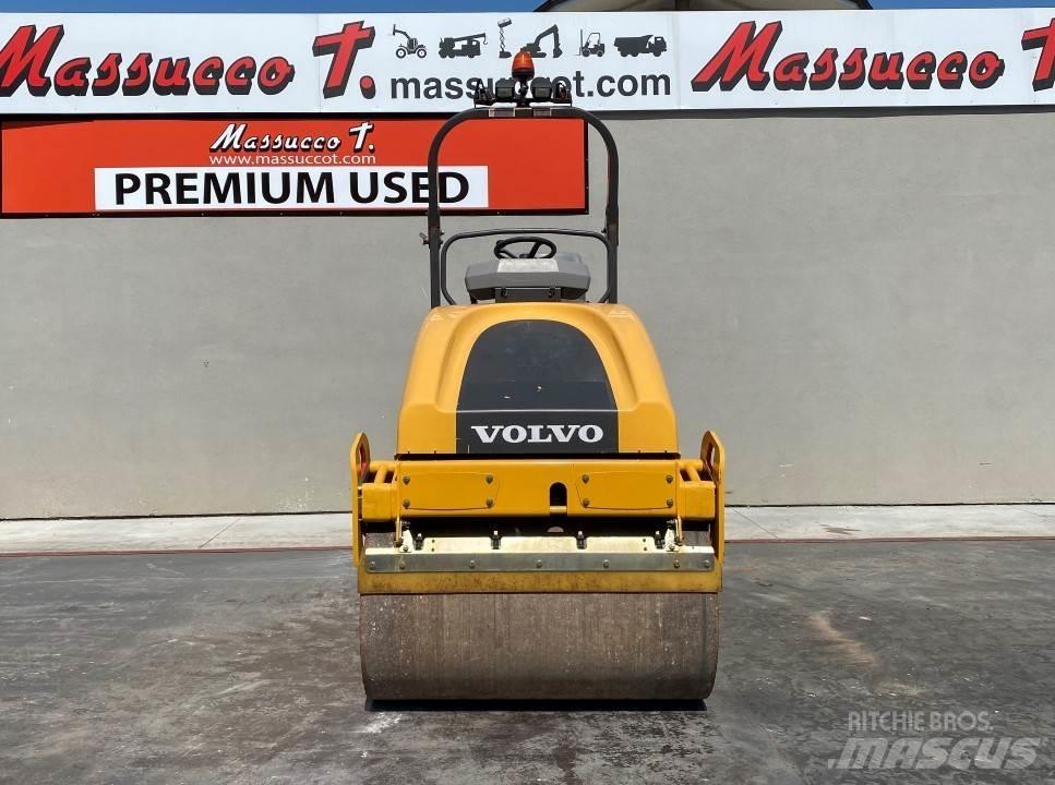Volvo DD25w 土壤压实机