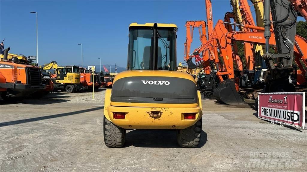 Volvo L 40 B-TP 轮式装载机