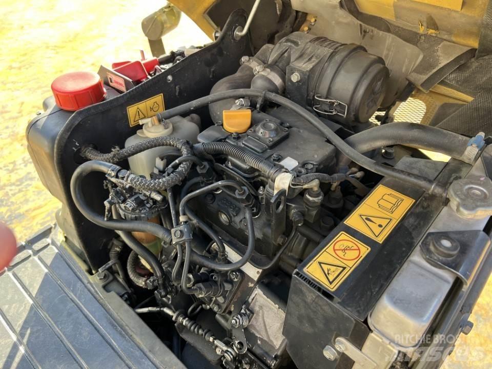 Yanmar SV08 小型挖掘机