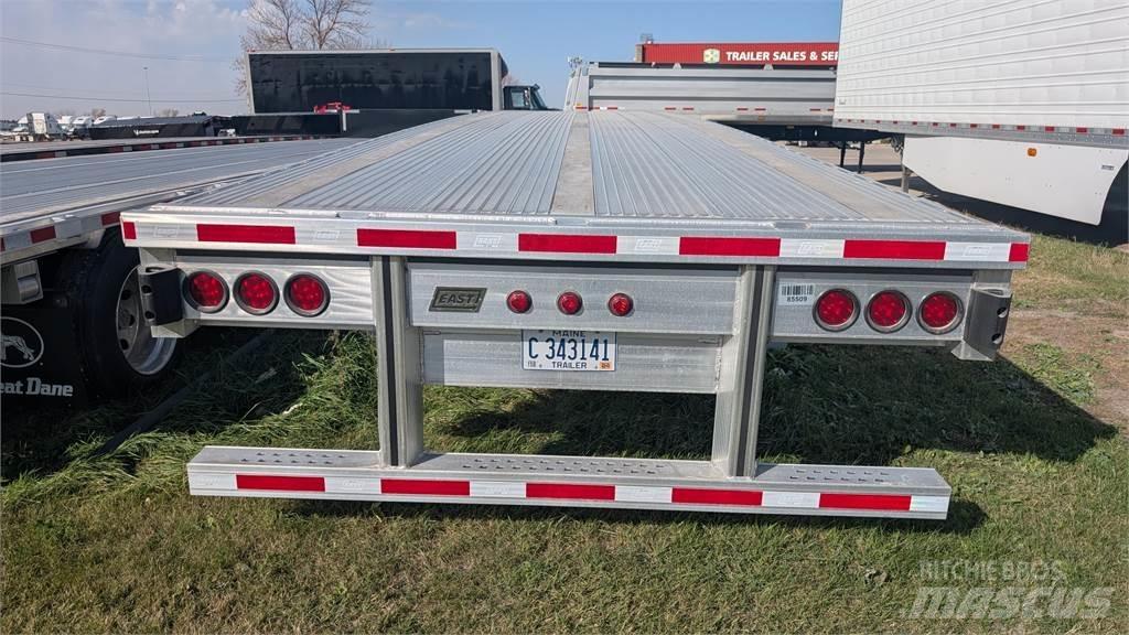 East Mfg Beast 自卸半挂车
