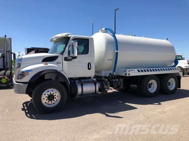 International HV 垃圾车