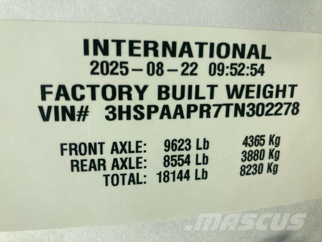International HX 牵引车