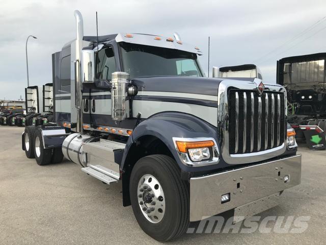 International HX 牵引车