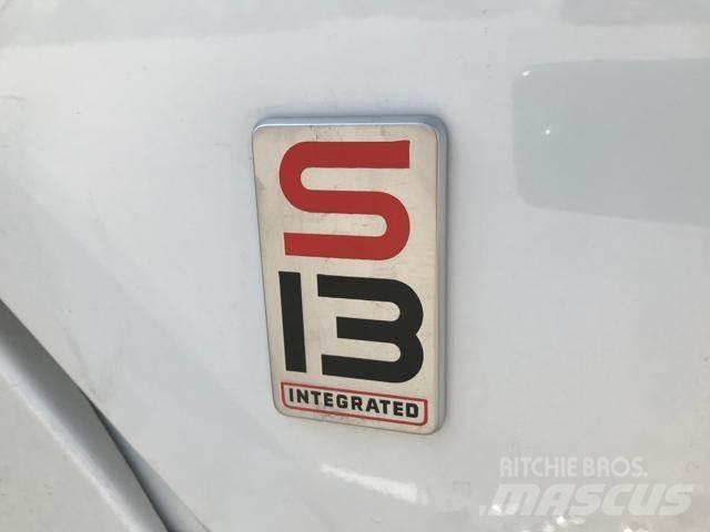 International LT 牵引车