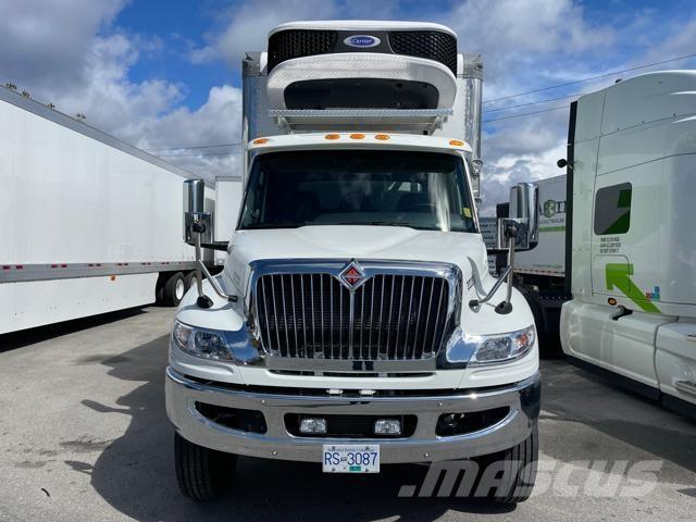 International MV 冷藏车