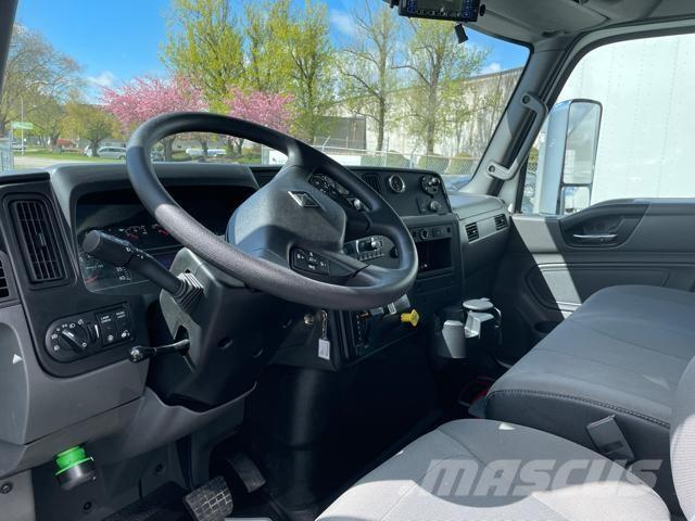 International MV 冷藏车