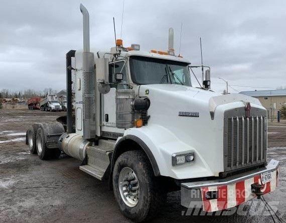 Kenworth T800 牵引车