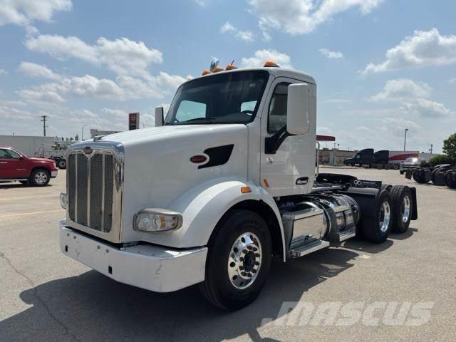 Peterbilt 567 牵引车