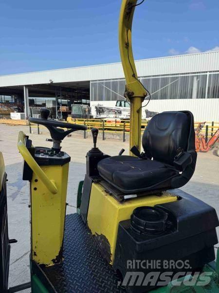 Ammann AV 26 土壤压实机
