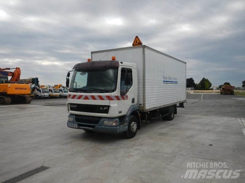 DAF LF 45 厢式货车