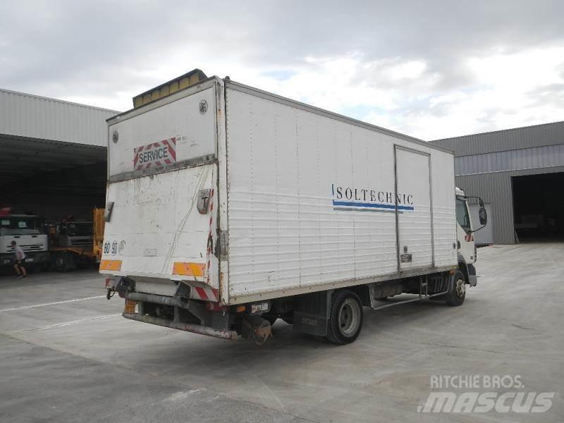 DAF LF 45 厢式货车