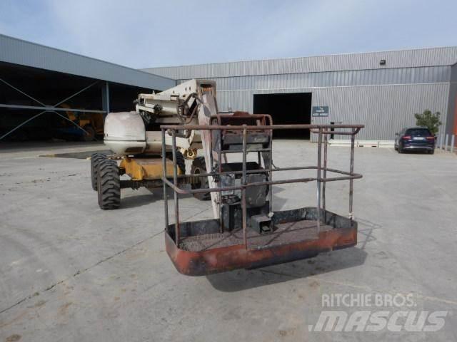 Manitou 160 ATJ 曲臂高空工作平台