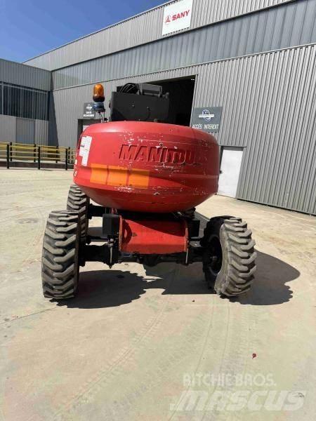 Manitou 180 ATJ 曲臂高空工作平台