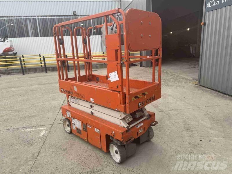 Snorkel S3215E 曲臂高空工作平台