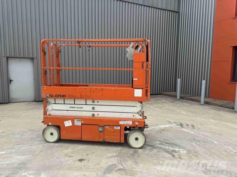 Snorkel S3220E 曲臂高空工作平台