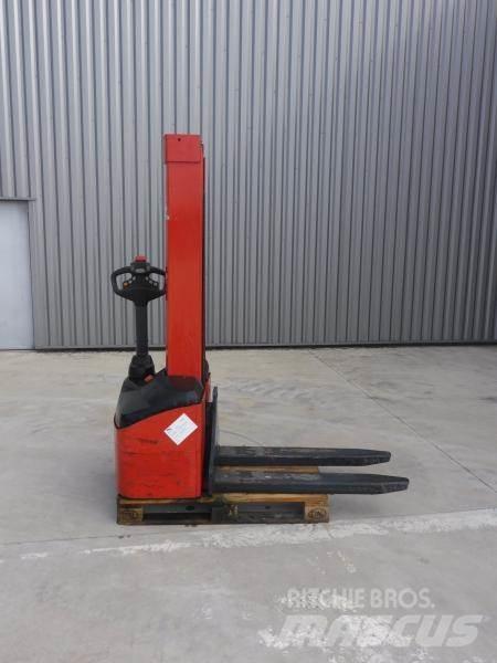 Stacky 10D28 手推堆垛车