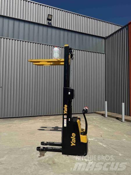 Yale MS10 手推堆垛车