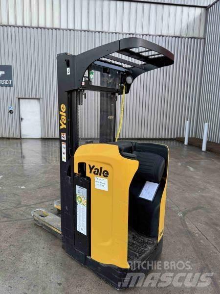 Yale MS16S 侧卸式铲车
