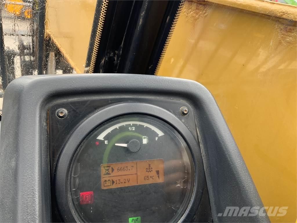 CAT TH414C GC (ST23780) 农业机械-其他