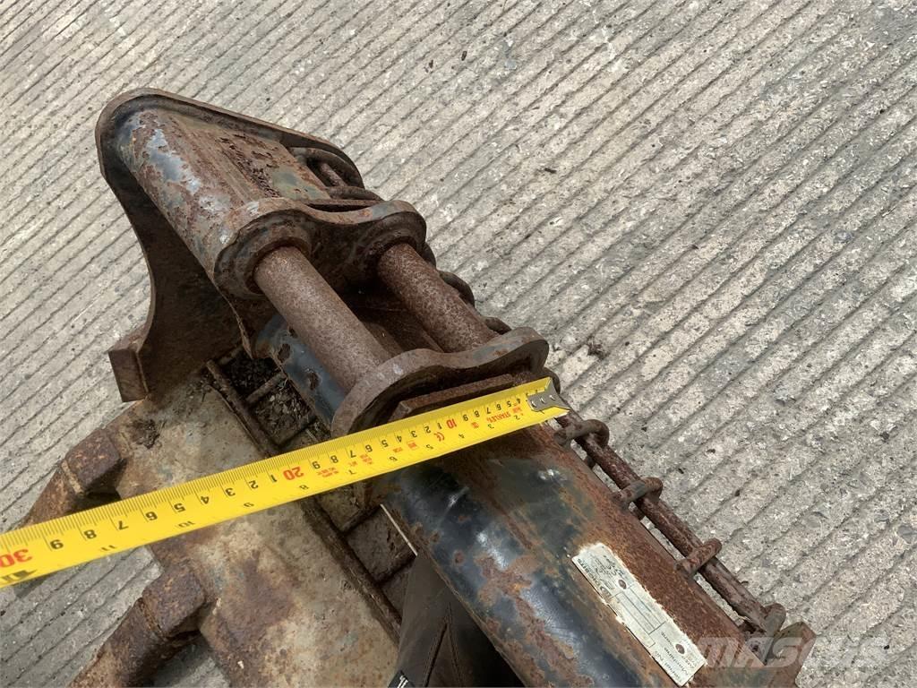 JCB 2ft bucket 农业机械-其他